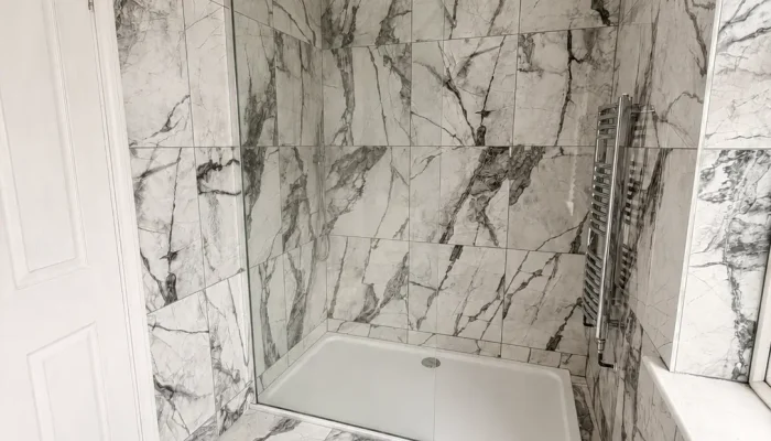 Applewood - Ensuite bathroom